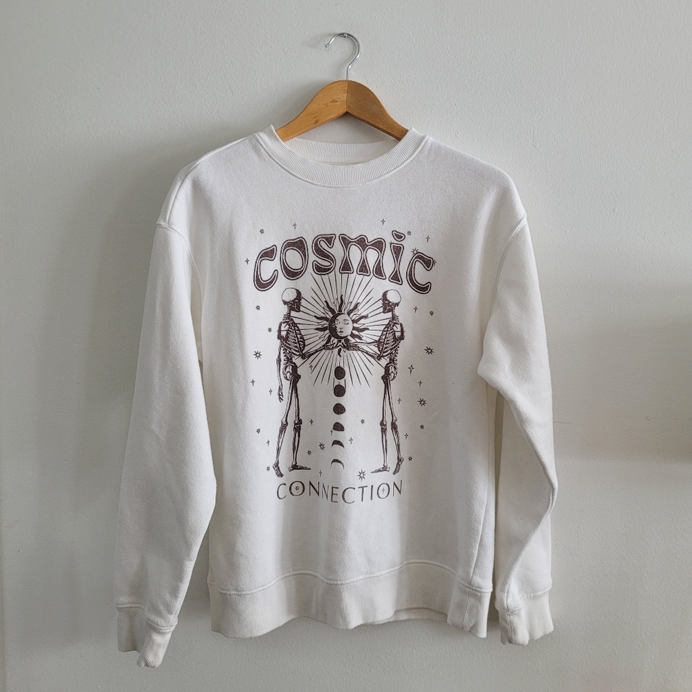 ARDENE Cosmic connection white crew neck sweatshirt size small